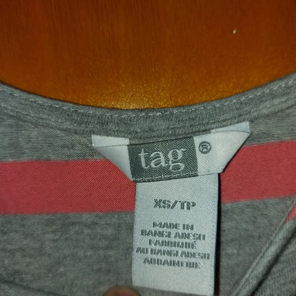 TAG XS - Picture 3 of 3